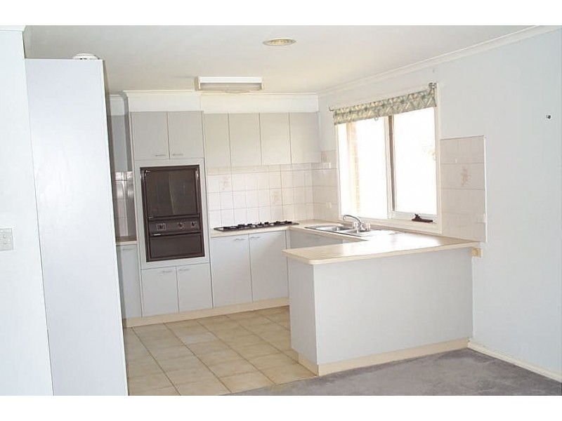 7/12 Harold Road, Springvale South VIC 3172