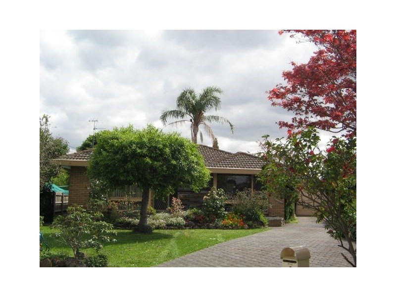 9 Grevillia Court, Glen Waverley VIC 3150