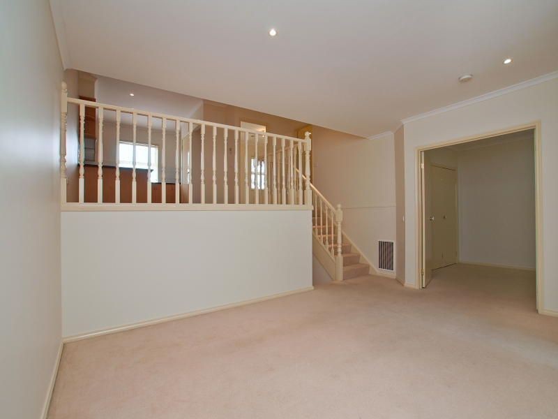 24/19-27 Moore Road, Vermont VIC 3133
