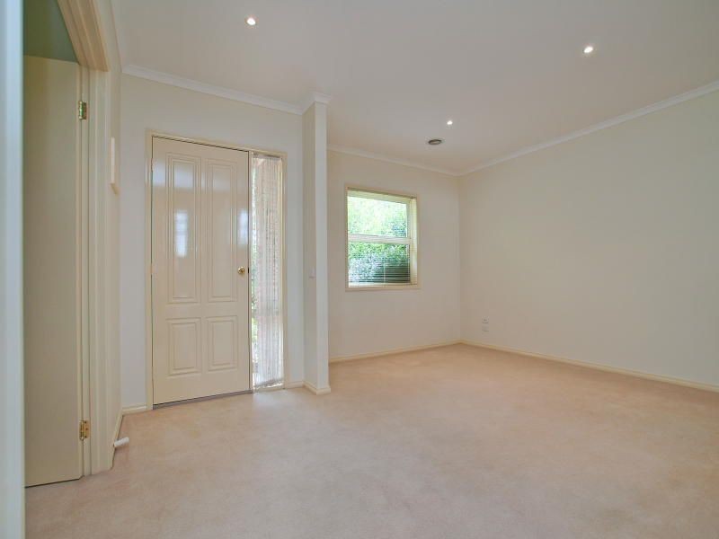 24/19-27 Moore Road, Vermont VIC 3133