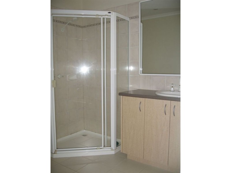 1 St Laurent Rise, Knoxfield VIC 3180