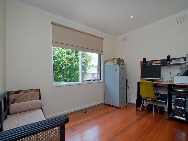 9 Lanoma Court, Wheelers Hill VIC 3150