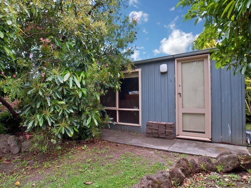 9 Lanoma Court, Wheelers Hill VIC 3150