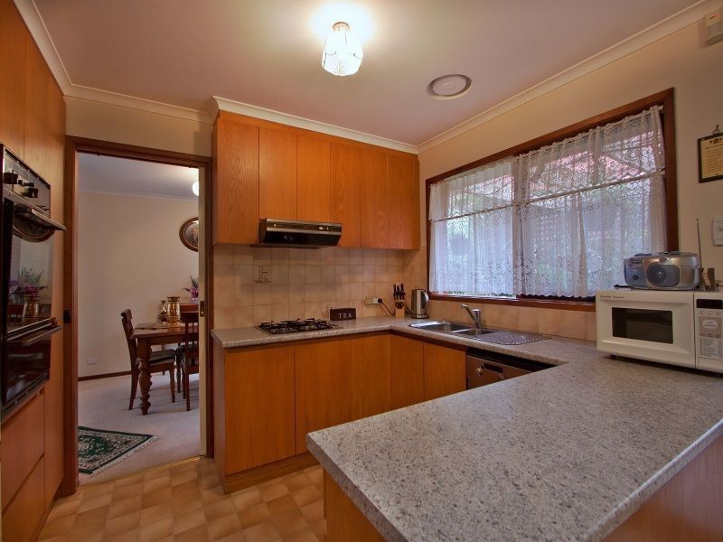 2/19 Doynton Parade, Mount Waverley VIC 3149