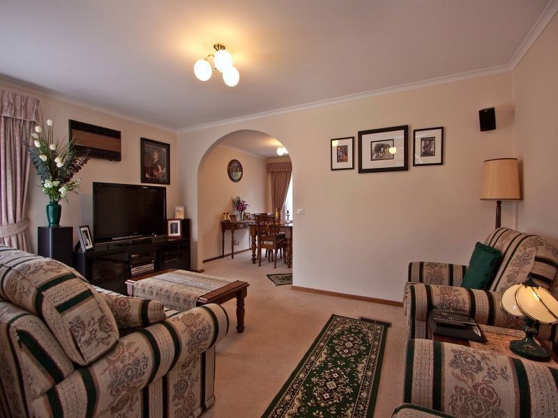 2/19 Doynton Parade, Mount Waverley VIC 3149