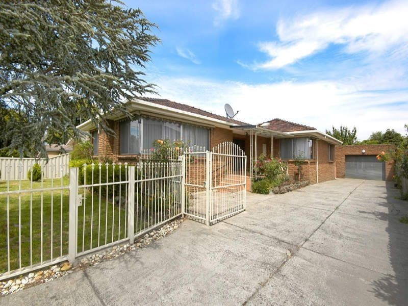37 Fraser Street, Glen Waverley VIC 3150