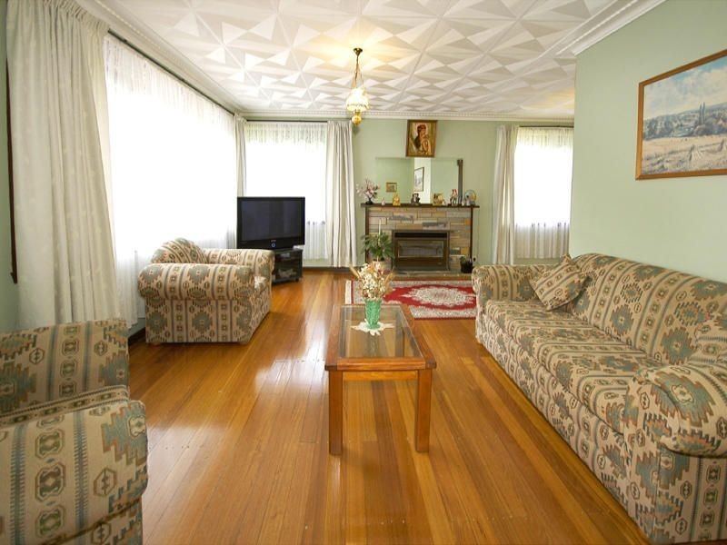 37 Fraser Street, Glen Waverley VIC 3150
