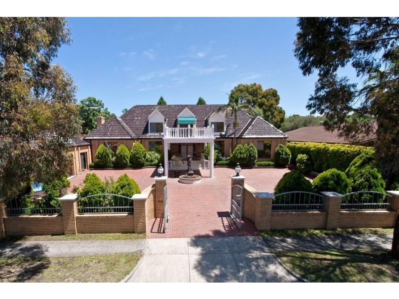 5-7 Salsburg Court, Vermont South VIC 3133