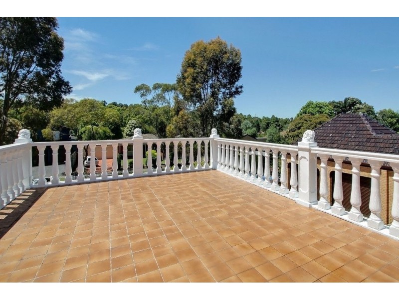 5-7 Salsburg Court, Vermont South VIC 3133