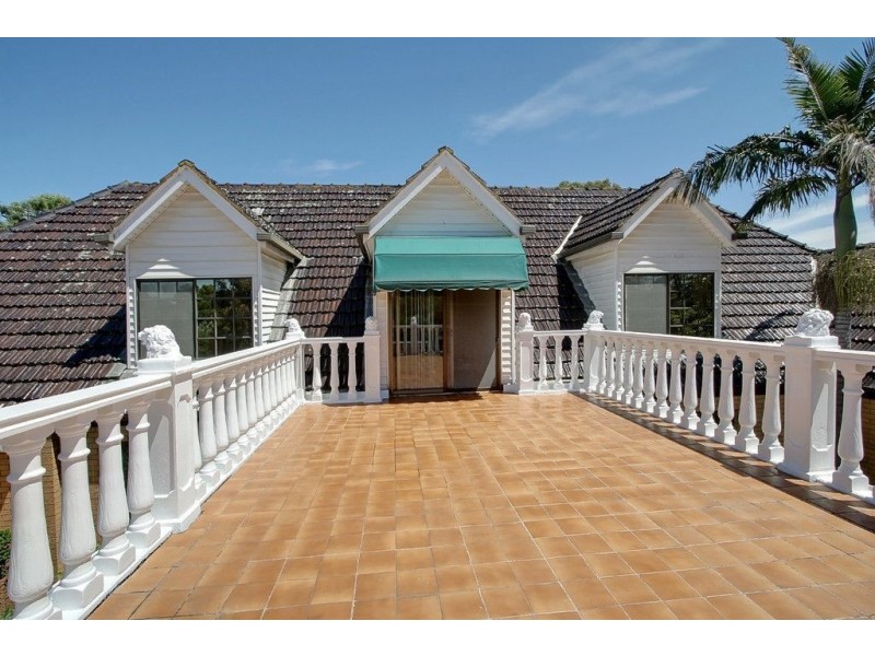 5-7 Salsburg Court, Vermont South VIC 3133