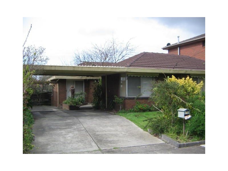 25 Witchwood Crescent, Burwood East VIC 3151