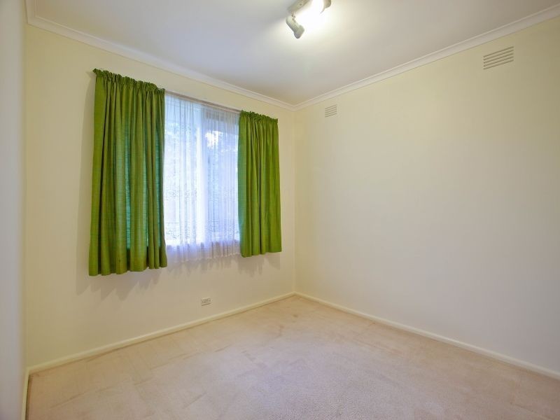 31 Le Gallienne Crescent, Mulgrave VIC 3170