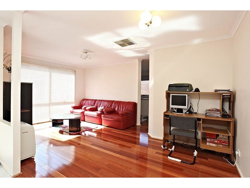 2/33 Mount Street, Glen Waverley VIC 3150