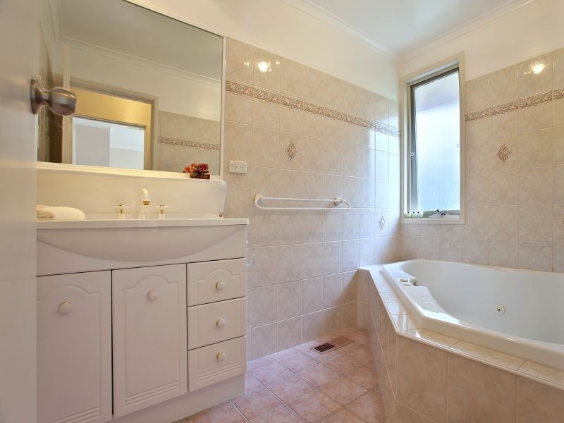 14 Pentland  Court, Glen Waverley VIC 3150