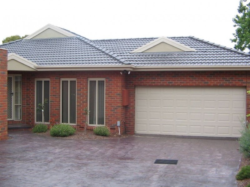 2/11 Sagan Court, Glen Waverley VIC 3150