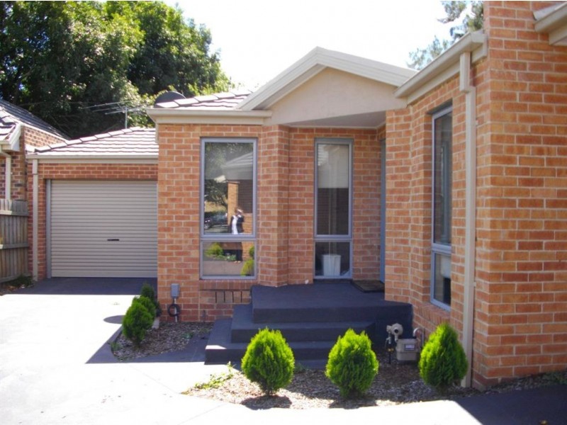 2/11 Melaleuca Drive, Glen Waverley VIC 3150