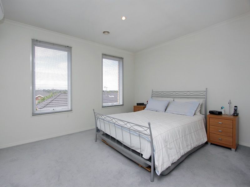 7 Marshall Way, Glen Waverley VIC 3150