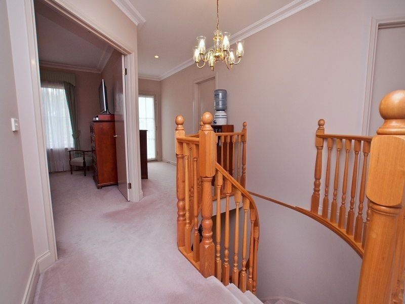 1 Adrian Avenue, Vermont South VIC 3133