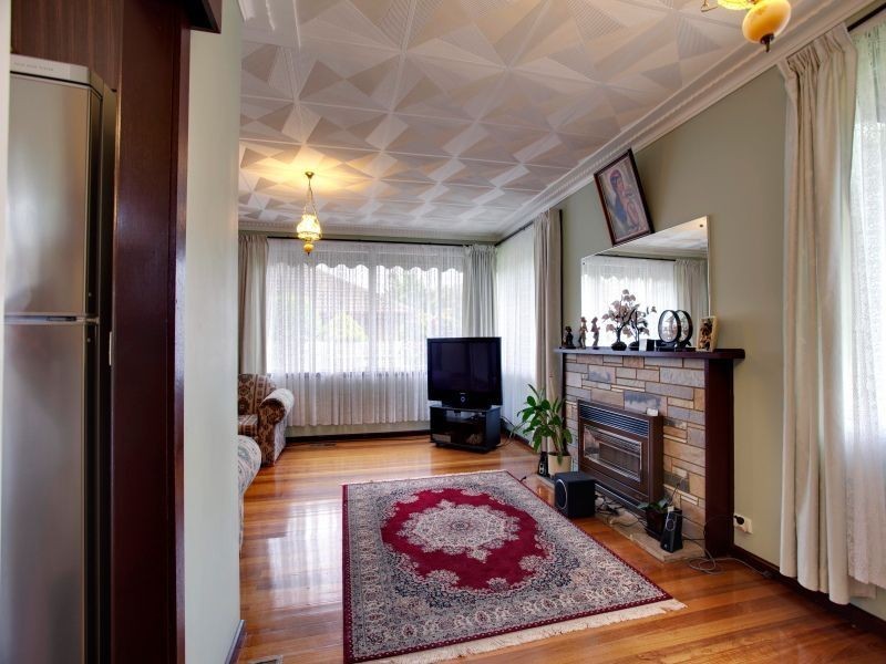 37 Fraser Street, Glen Waverley VIC 3150