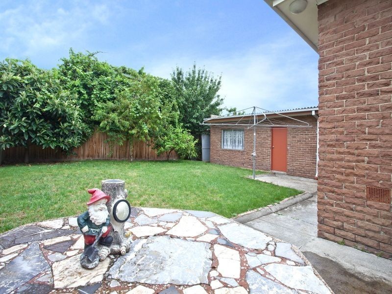 37 Fraser Street, Glen Waverley VIC 3150