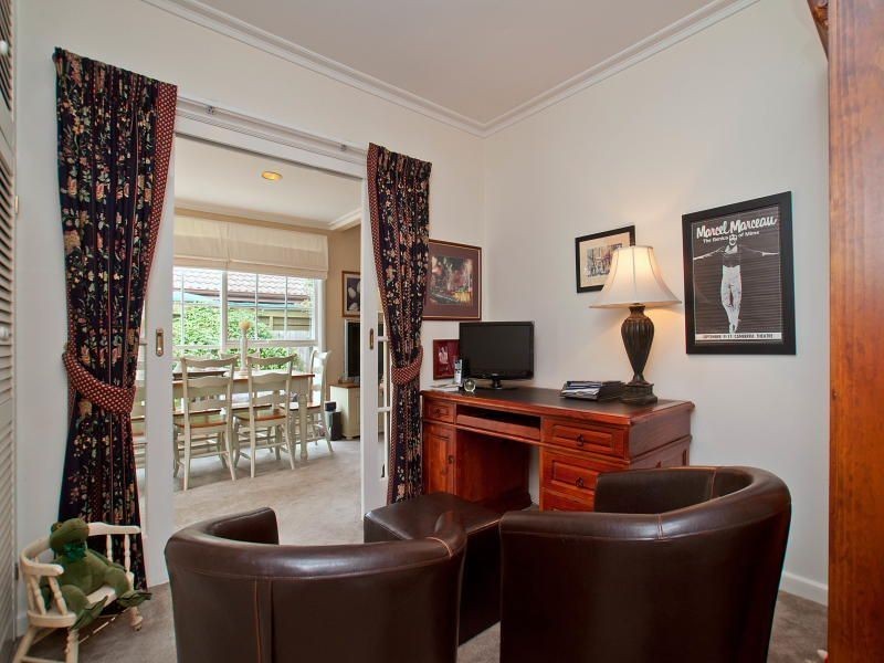 9 Creswick Street, Glen Waverley VIC 3150