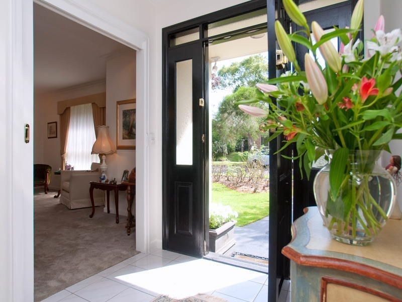 9 Creswick Street, Glen Waverley VIC 3150