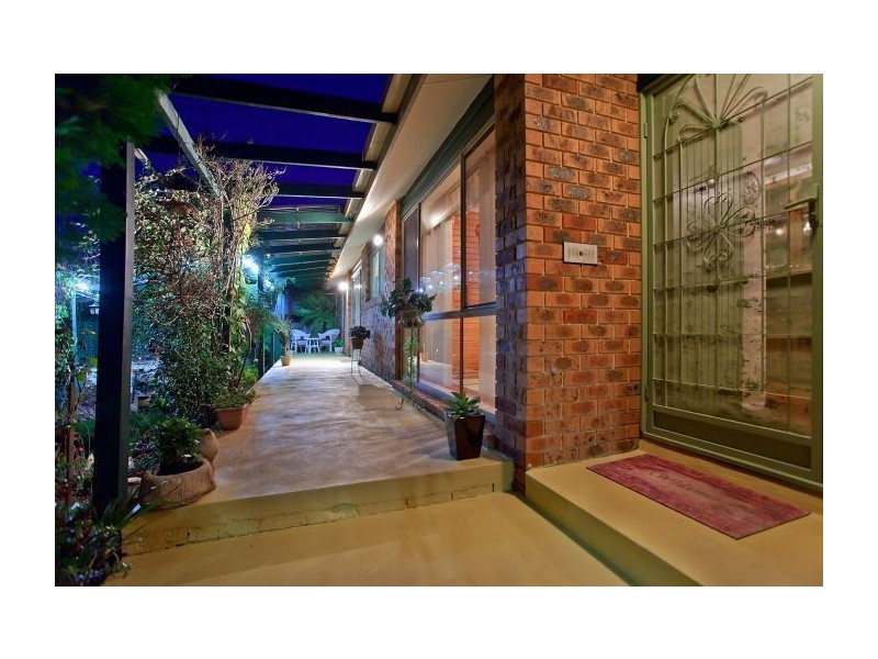 6 Beaumont Place, Wheelers Hill VIC 3150