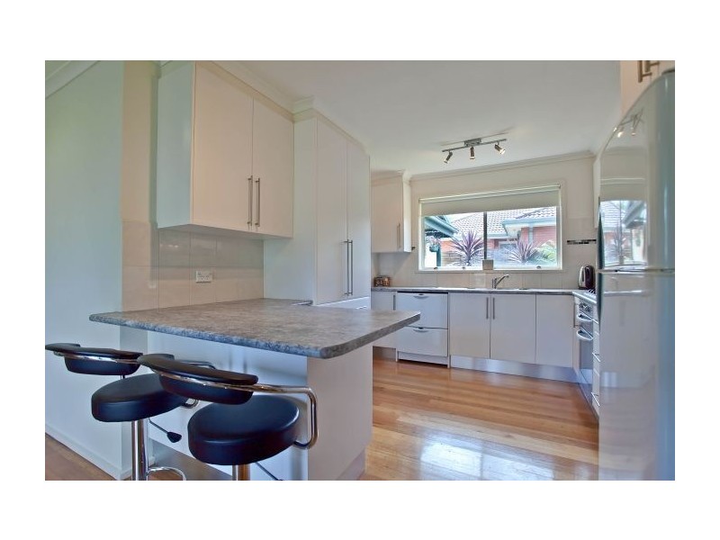 44 Tamarisk Avenue, Glen Waverley VIC 3150