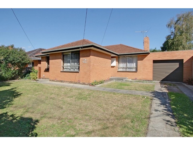 2 Cypress Avenue, Glen Waverley VIC 3150