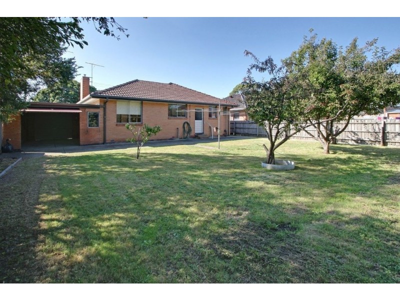 2 Cypress Avenue, Glen Waverley VIC 3150