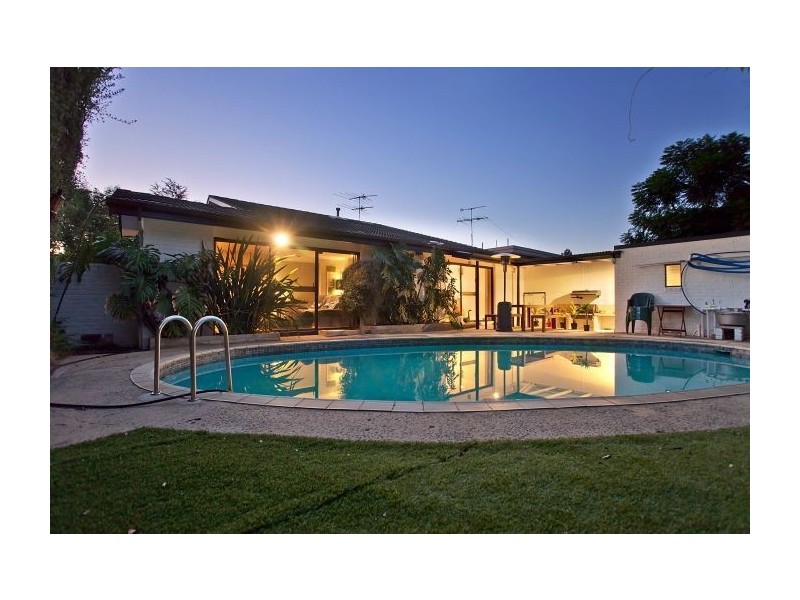 130 Huntingdale Road, Mount Waverley VIC 3149