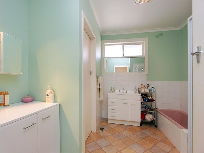 3 Packham Crescent, Glen Waverley VIC 3150