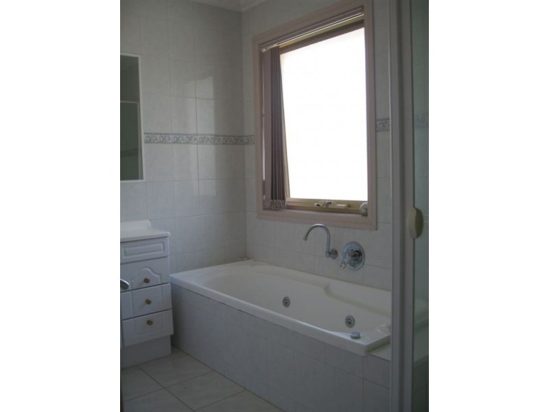 1/31 Ingleside Crescent, Glen Waverley VIC 3150