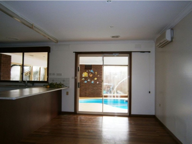 17 Panorama Drive, Forest Hill VIC 3131