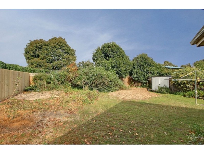 8 Beacon Street, Glen Waverley VIC 3150