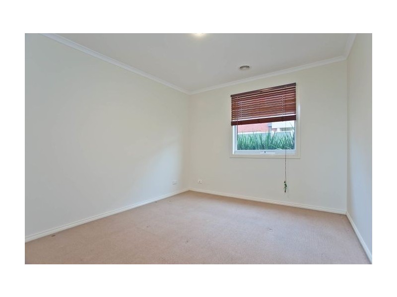 6/18 Tulloch Grove, Glen Waverley VIC 3150