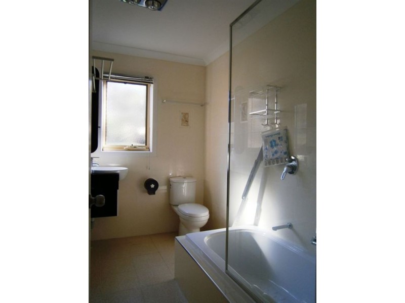 1/11 Aurisch Avenue, Glen Waverley VIC 3150