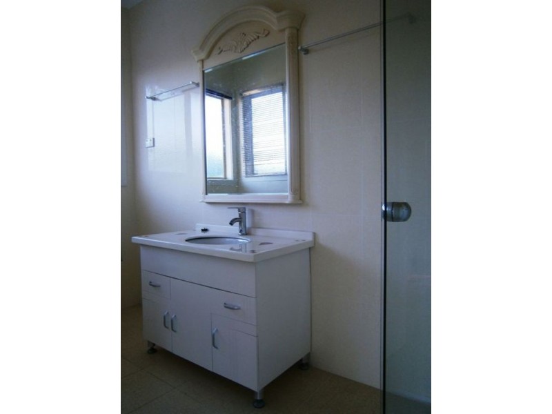 1/11 Aurisch Avenue, Glen Waverley VIC 3150