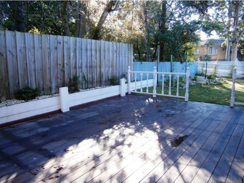 1/11 Aurisch Avenue, Glen Waverley VIC 3150