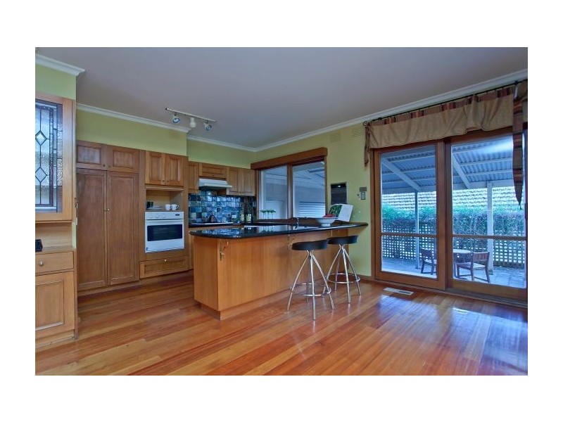 34 Clarke Court, Wheelers Hill VIC 3150