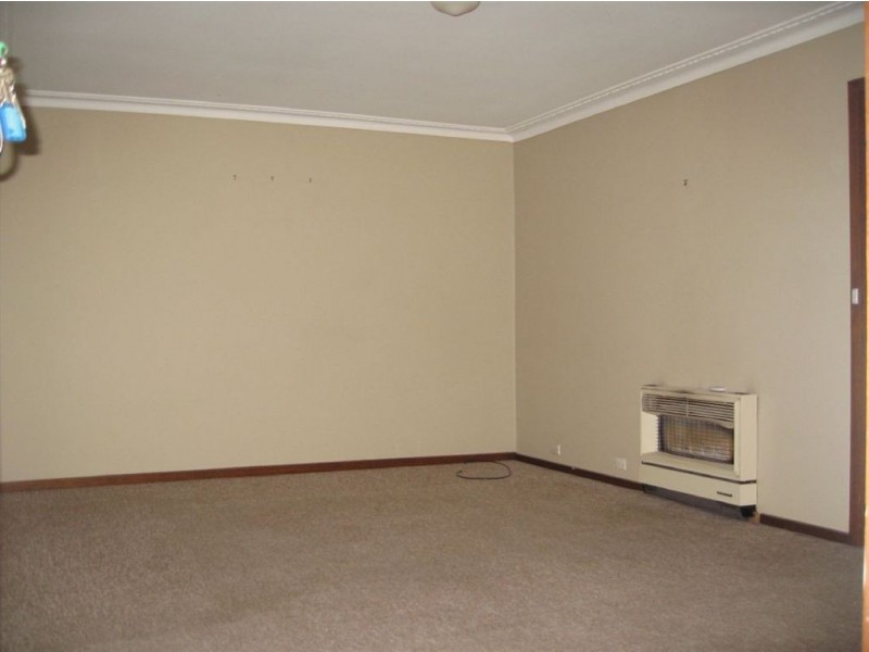 16a Ferndale Crescent, Dandenong North VIC 3175