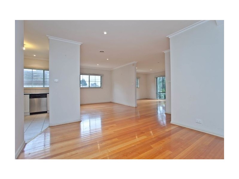 1/169 Springvale Road, Glen Waverley VIC 3150