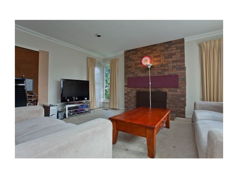 14 Barbara Avenue, Glen Waverley VIC 3150