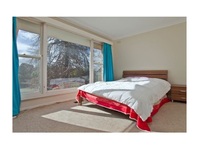 14 Barbara Avenue, Glen Waverley VIC 3150