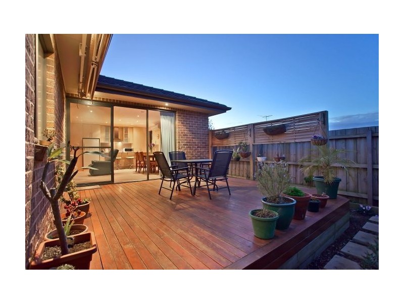2/70 Hilton Street, Mount Waverley VIC 3149