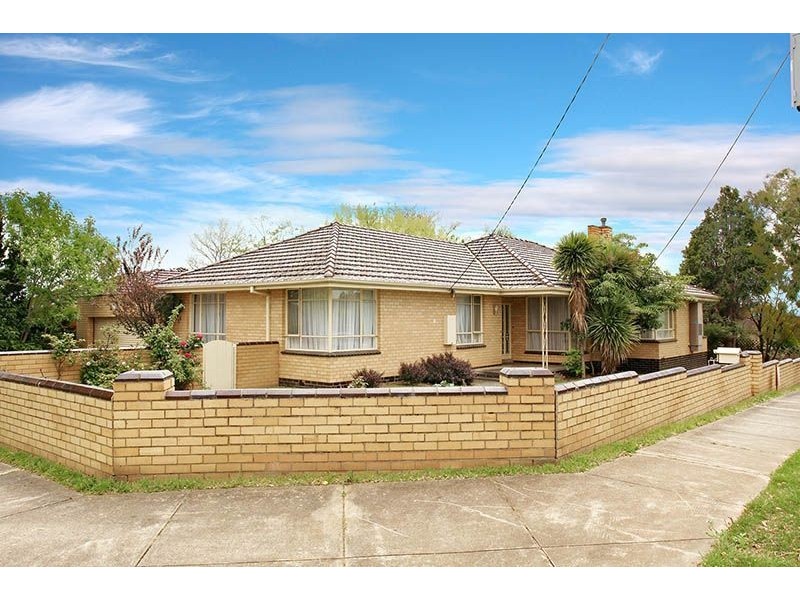 39 Wilson Road, Glen Waverley VIC 3150