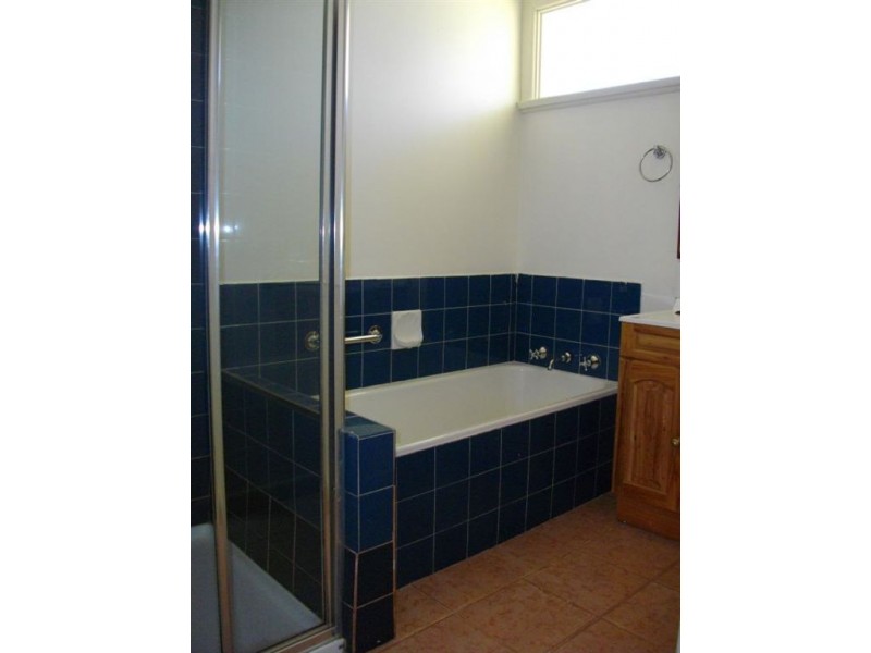 62 Husband Road, Forest Hill VIC 3131