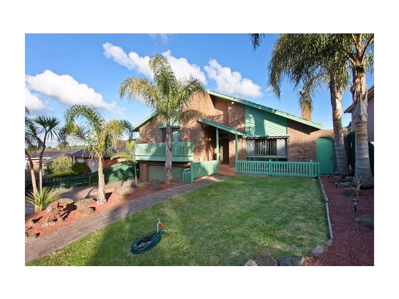 48 Amblecote Crescent, Mulgrave VIC 3170