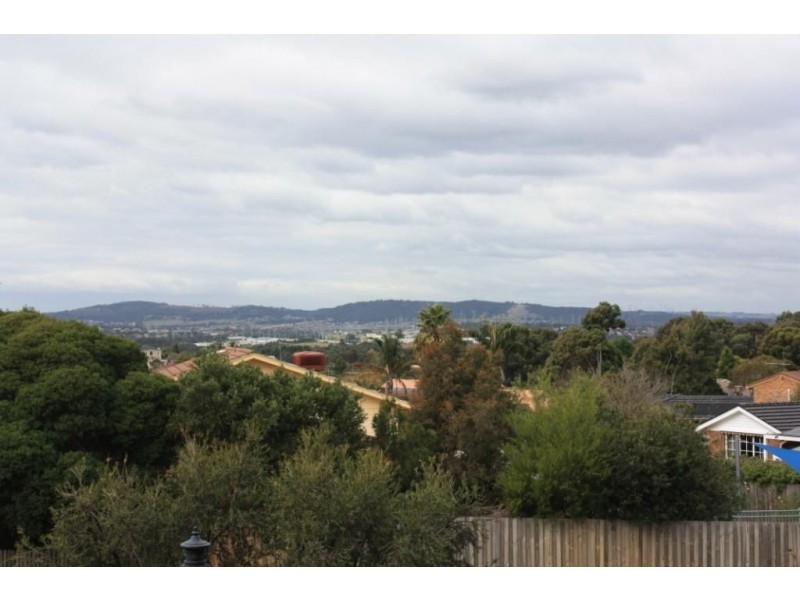 1 Glencroft Terrace, Wheelers Hill VIC 3150