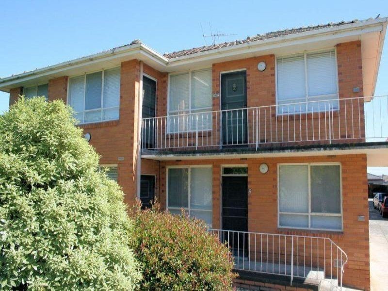 2/36 Woornack Road, Carnegie VIC 3163